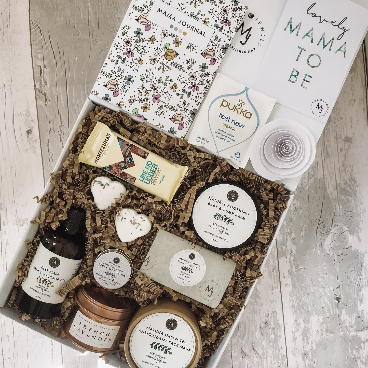 Luxury Mum to Be Gift hamper Pamper Spa Box for Pregnancy | White image 1