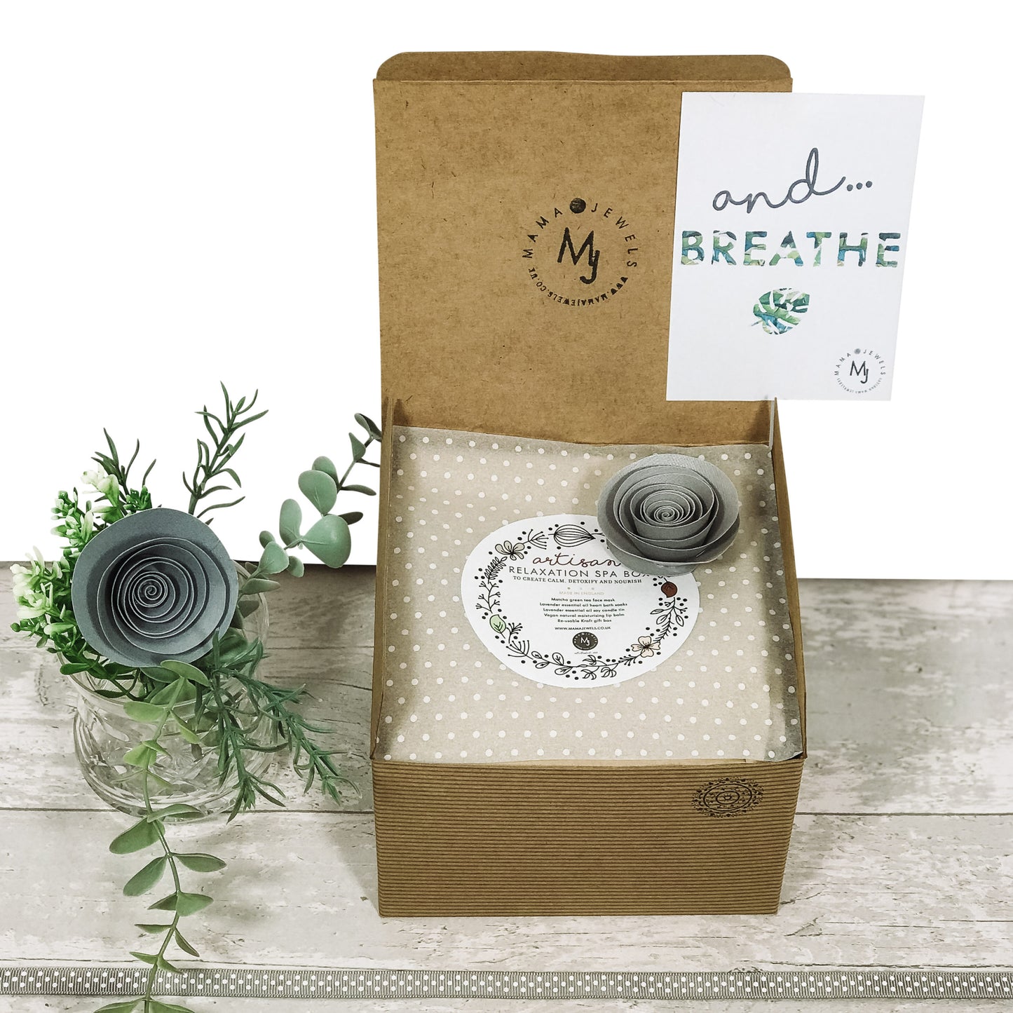 Relaxation Self Care spa gift box natural vegan wellness | Grey image 1