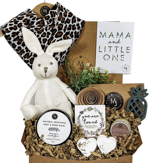 Unisex Mum and Baby gift hamper knitted Bunny Leopard image 0